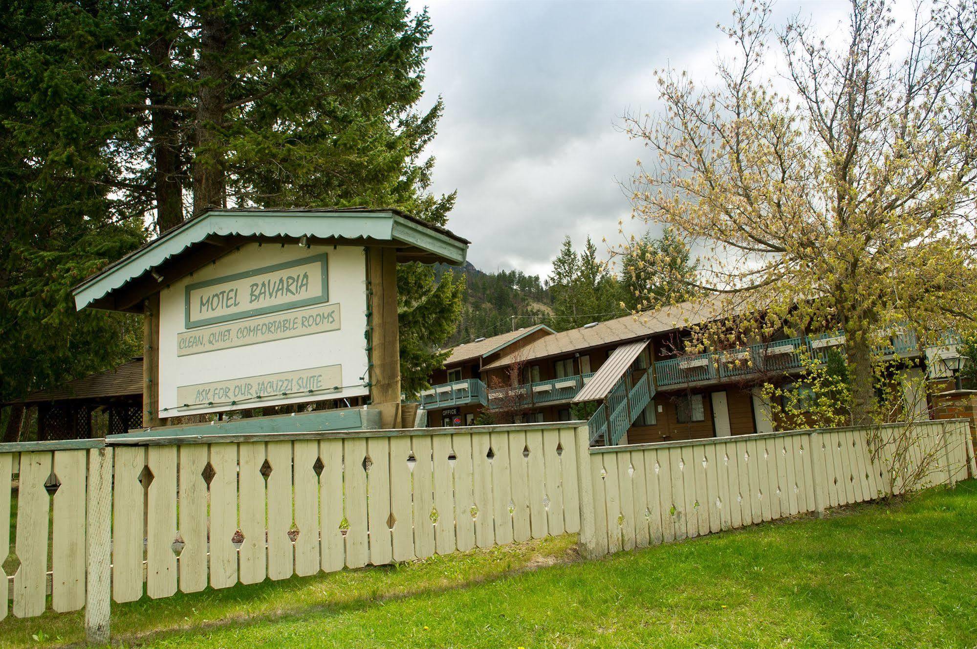 Motel Bavaria Radium Hot Springs Exterior foto